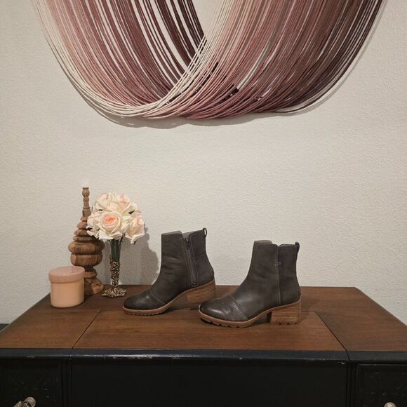 Sorel "Cate" Olive ankle Boots Sz 9 - Picture 3 of 6